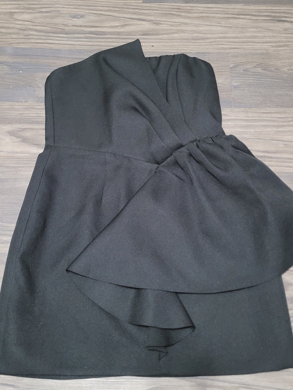 ELLIATT Zuri Strapless Mini Dress black cascading side ruffle M Revolve Evening - Picture 2 of 9